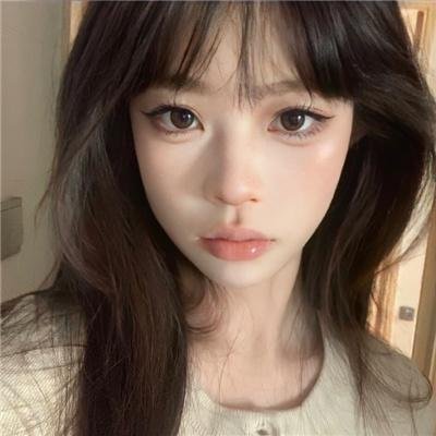 敦君与女朋友